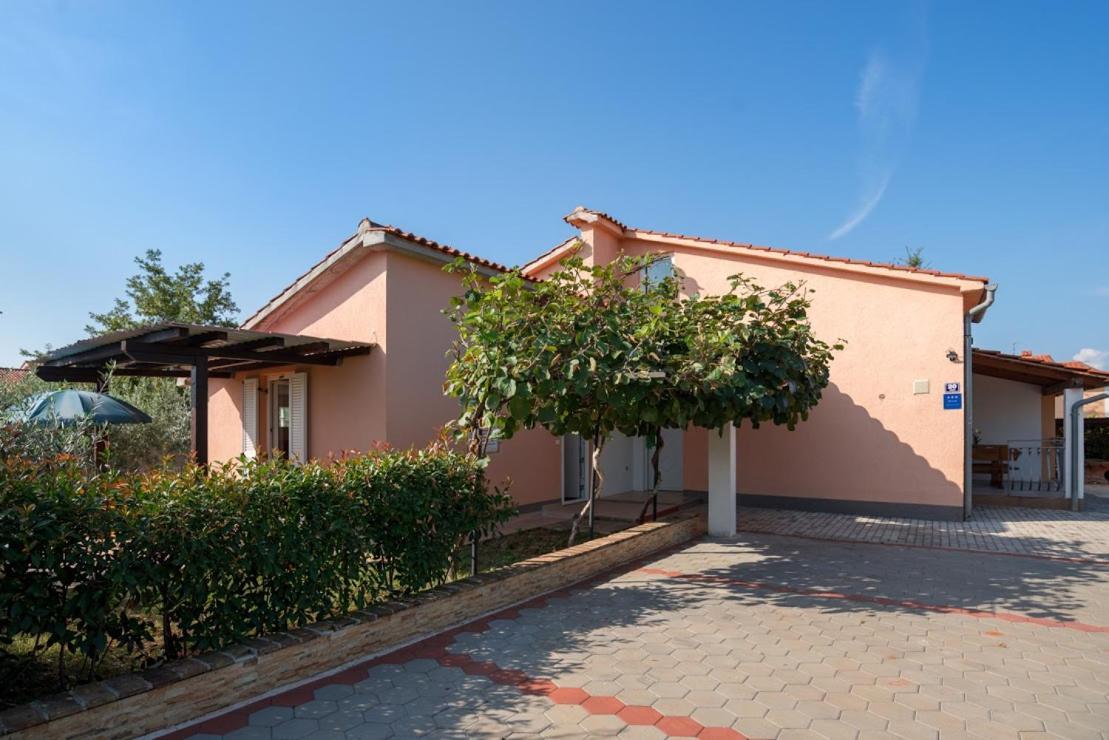 Ema-Dany Apartment Porec Exterior photo