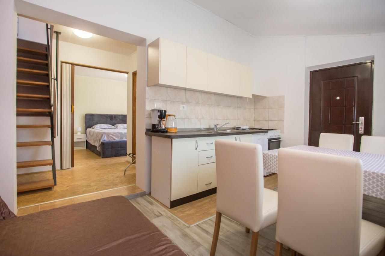 Ema-Dany Apartment Porec Exterior photo