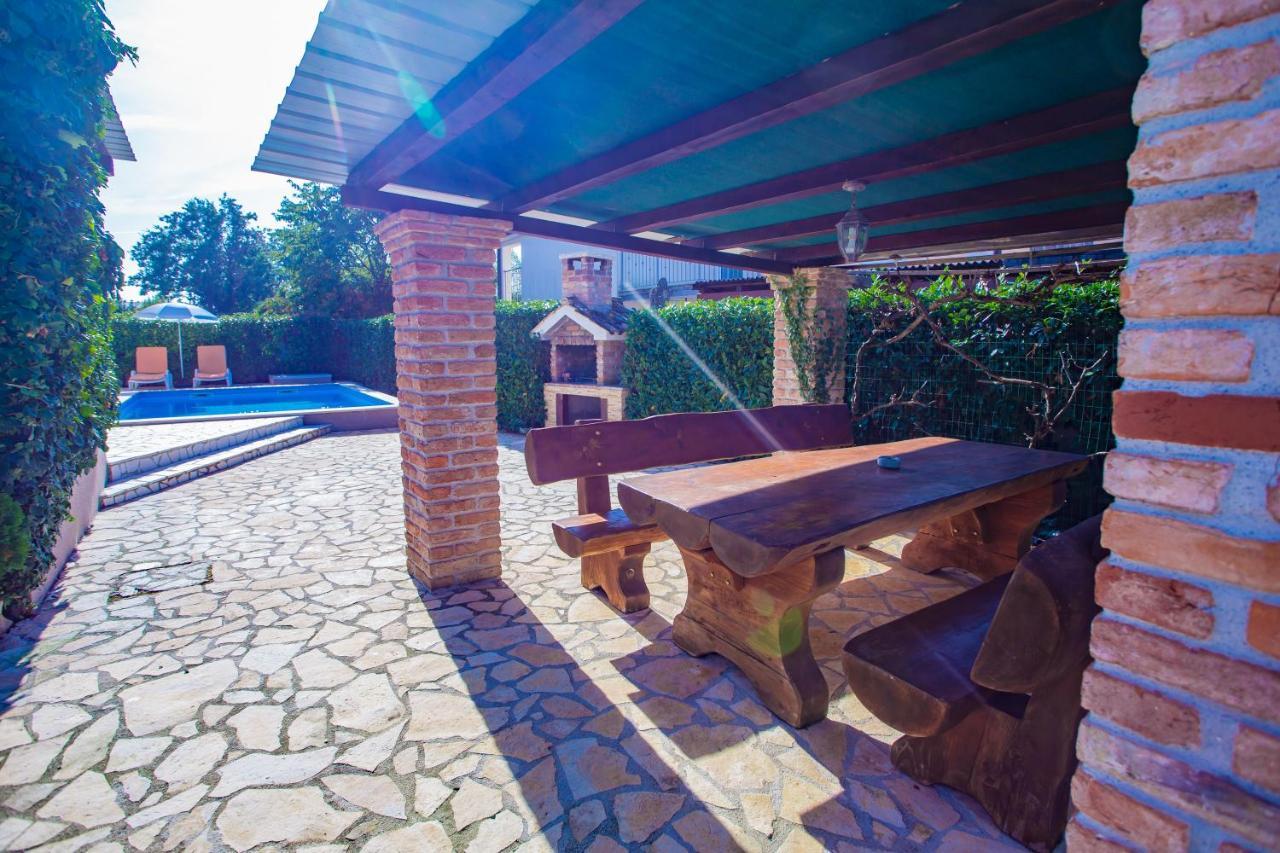 Ema-Dany Apartment Porec Exterior photo